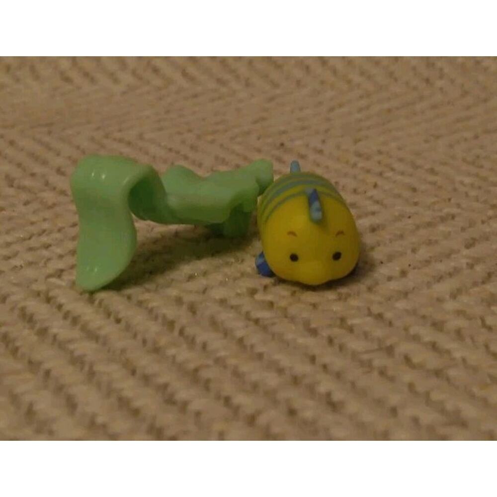 Disney TSUM Flounder Figure With Accessory The Little Mermaid